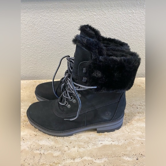 Timberland Teddy Fleece
Luxe Boots size 9.5 - Picture 3 of 9